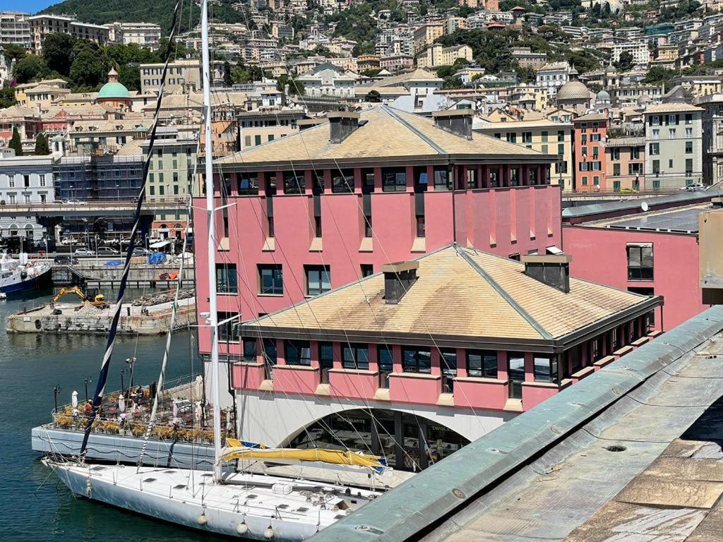 Bilocale Vista Mare Con Terrazzo-Porto Antico- Parcheggio Scontato Apartment เจนัว ภายนอก รูปภาพ