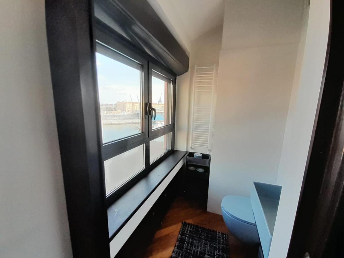 Bilocale Vista Mare Con Terrazzo-Porto Antico- Parcheggio Scontato Apartment เจนัว ภายนอก รูปภาพ