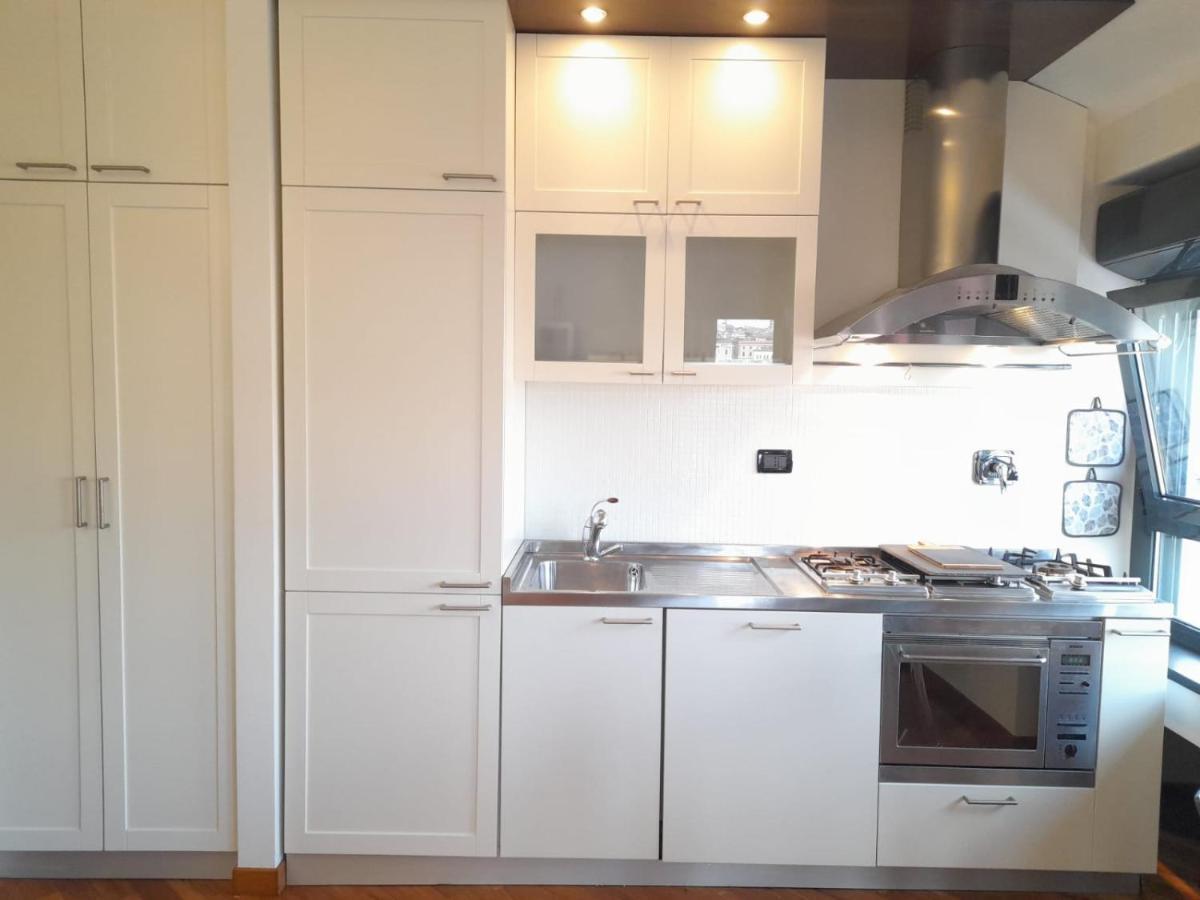 Bilocale Vista Mare Con Terrazzo-Porto Antico- Parcheggio Scontato Apartment เจนัว ภายนอก รูปภาพ